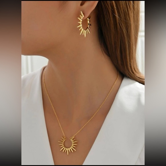 Spiked Hoop Earrings and Necklace Set - Picture 3 of 5